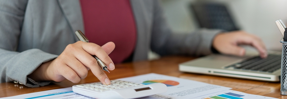 Administrateur (V/M) Administrateur (V/M)